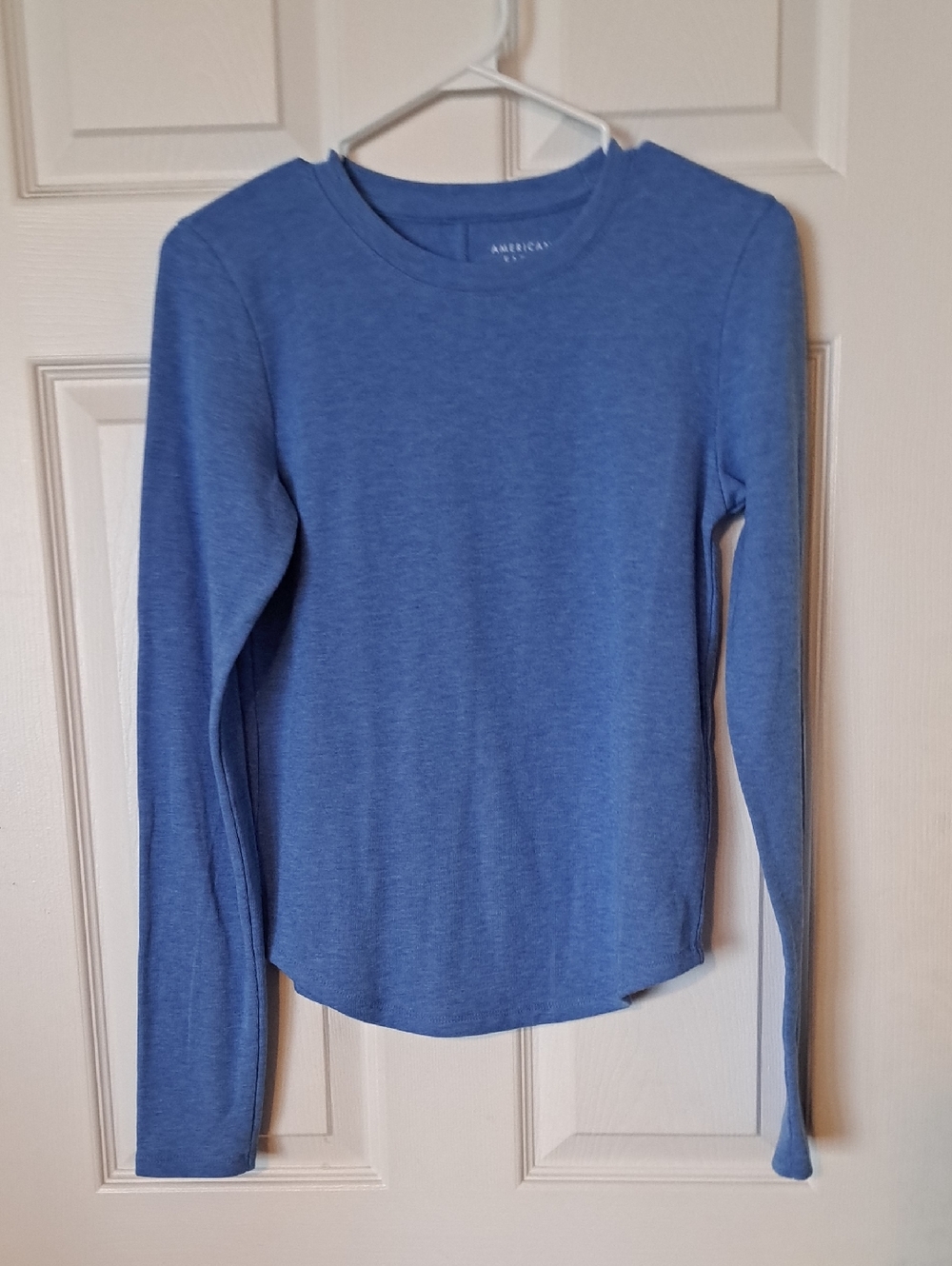 American Eagle Outfitters Long Sleeve Tee in Blue